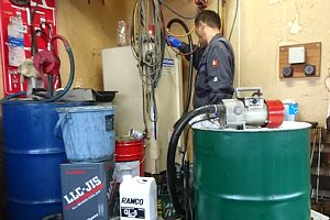 潤滑油充填作業